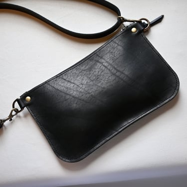 Vendor Hip Bag, Zipper Textured Black
