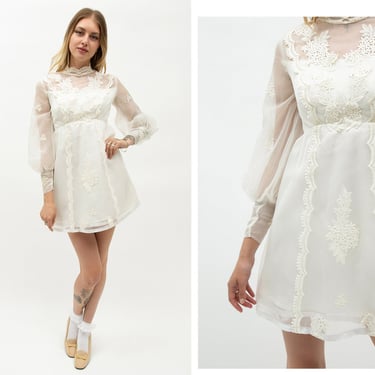 Vintage 1970s 70s White Floral Lace High Neckline, Empire Waist, Metal Zipper Bishop Sleeve Mini Dress // Sharon Tate Wedding Bridal Engagem 