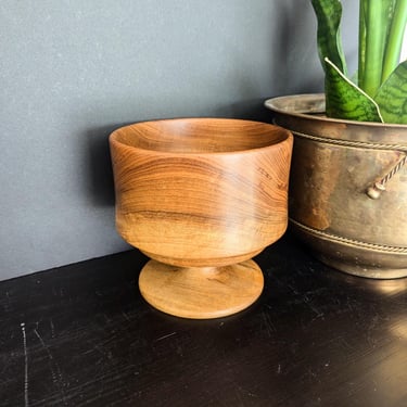 Oregon Myrtlewood Pedestal Bowl by R. Stanfill 