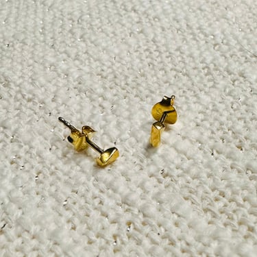 Paz Stud Earrings