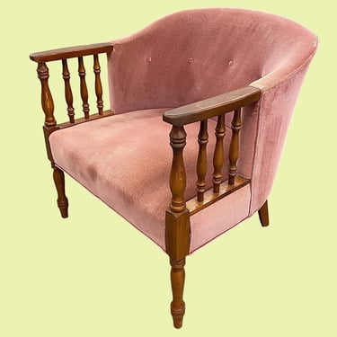 LOCAL PICKUP ONLY ———— Vintage Tufted Barrel Chair 