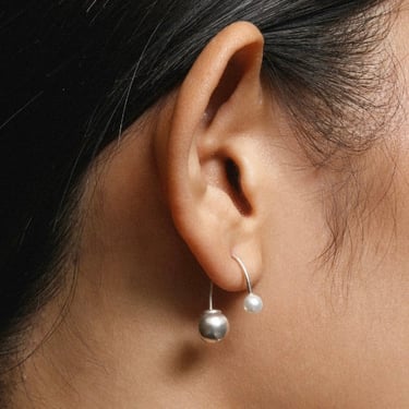 Beatrice Earrings / Sterling Silver