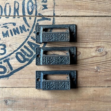 Set of 3 Cast Iron Drawer Pulls 
