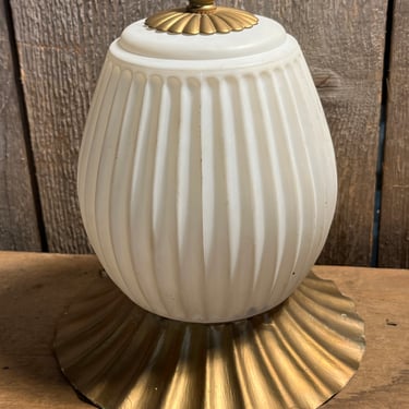 Vintage Finned Pendant Light 7” x 8”