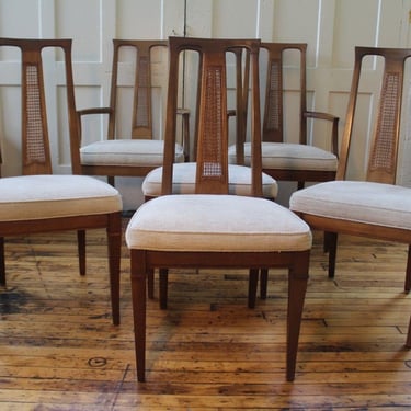 SET OF SIX DREXEL HERITAGE 1960&#8217;S TRIUNE WALNUT DINING CHAIRS TWO ARMS FIVE SIDES
