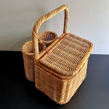 Vintage Woven Wicker, Rattan Picnic Basket, Lidded, Wine Bottle Holder, Heavy Duty - Photo Prop, Farmhouse style, Sturdy, Handmade, Leather 