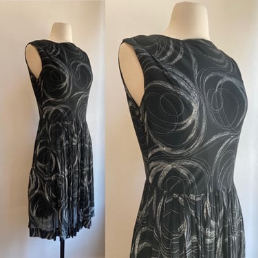 Vintage 50s Party Dress  / Abstract Novelty SCRIBBLE Print Rayon / Sleeveless Fitted Bodice + Full Skirt / Mode O Day of California / M 