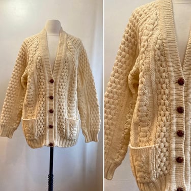 Vintage 70s  CARDIGAN SWEATER / Irish Hand Knit FISHERMAN Sweater / V-Neck + Pockets + Wooden Buttons / Chunky Aran Knit Sweater / Malinmore 