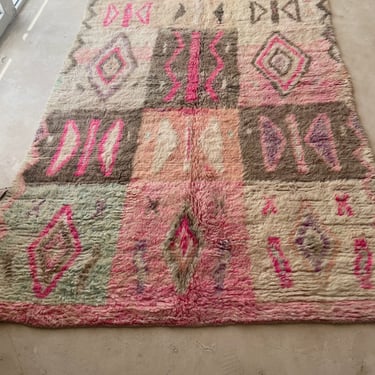 Sofi Vintage Moroccan Rug | 5'6" x 8'5"