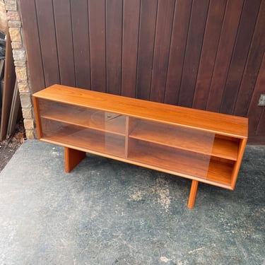 1960s Danish Teak Credenza Hutch Tabletop Cabinet Vintage Mid-Century Scandinavian Modern Display Desktop 