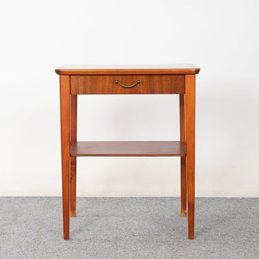 Mahogany Scandinavian Bedside Table - (324-352.3) 