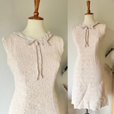 Vintage L’Aiglon French woven cream shift 60s collared bow dress size Xs 