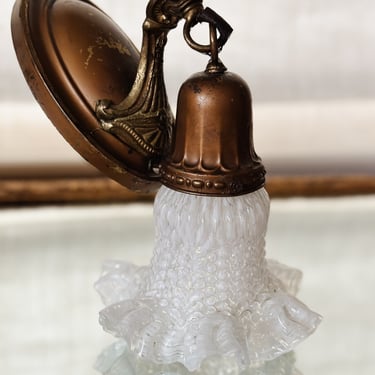 Antique brass and ruffled glass sconce 