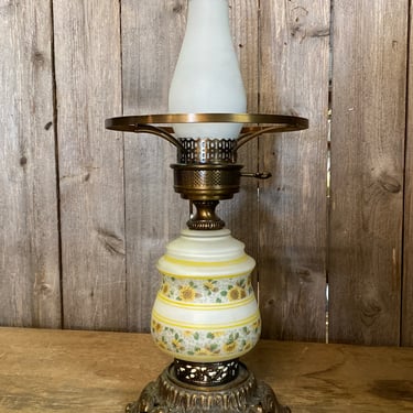 Vintage Floral Parlor Lamp 9” x 23”