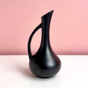 Midcentury Pitcher / Vase by Haeger 