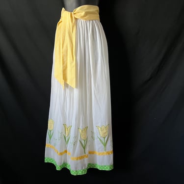 embroidered tulip skirt 1970s yellow appliqué maxi skirt small / medium 