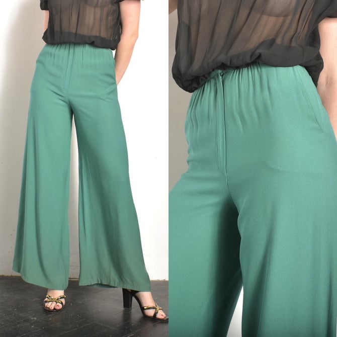Vintage 1970s Pants / 70s Wide Leg Rayon Trousers / Green ( XS extra small ) 