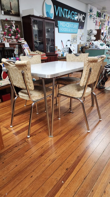 1950s era Table and 4 Chairs