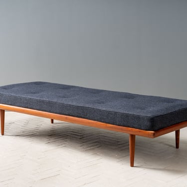 Peter Hvidt Teak Minerva Daybed