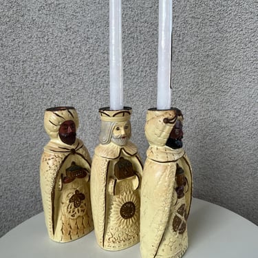 Vintage 3 wise kings candleholder set paper mache by Wales made in Japan. 