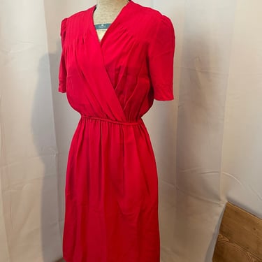 1940s style Dress 1980s Vintage Silk Red Spring Pleated Wrap Pockets S 