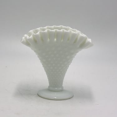 vintage Fenton milk glass hobnail fan vase 