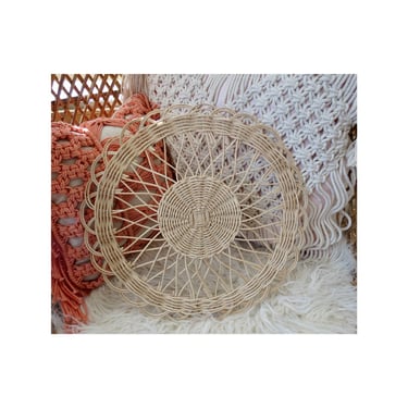 Vintage Straw Wall Hanging - Natural Bohemian Hippie Decor - Round Neutral Woven Decorative Object 