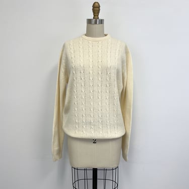 Vintage Lambswool Crewneck Pull Over Sweater | 1970s Cable Knit Sweater made in Scotland  Size Medium 