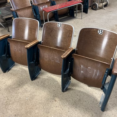 Bank Of 3 Theater Seats 63.75 x 27.25 x 19
