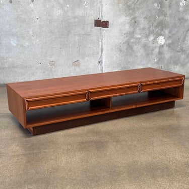Mid Century Brown Saltman Coffee Table w/Two Drawers