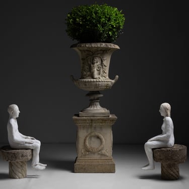 Cherub Urn &amp; Pedestal / Stone Plinths