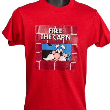 1977 Free the Cap’n Tee Size S