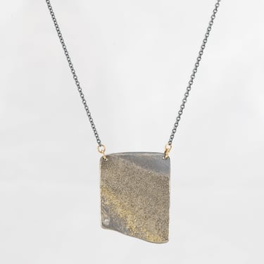 Sample Sale - Sloping Boulder Necklace