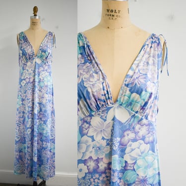 1960s Vanity Fair Blue Floral Night Gown 