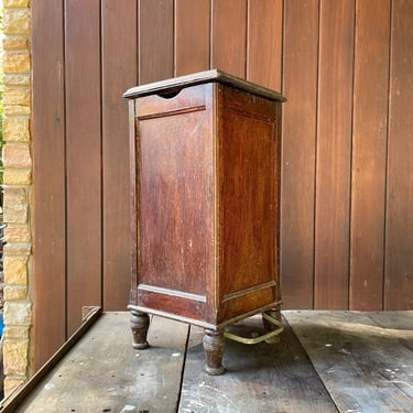 1910s Early 20th Century Mission Style Doctors Office Flip-Top Trash Can Wooden with Insert 