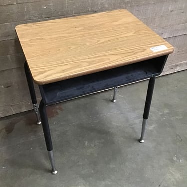 Child’s School Desk (Tacoma)