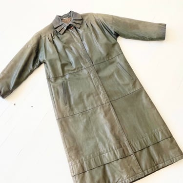 1990s Olive Green Leather Coat with Pleated Collar 