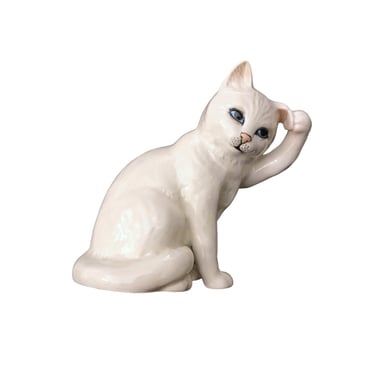 Beswick Porcelain Feline Model #1877 Made in England 