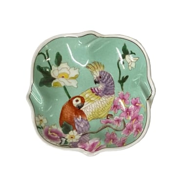 Lot of 2 Parrot Bird Graphic Square Light Green Porcelain Small Plates ws2456GE 