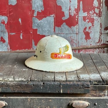 Vintage Dekalb Seeds Safari Hard Farm Implement Hat 