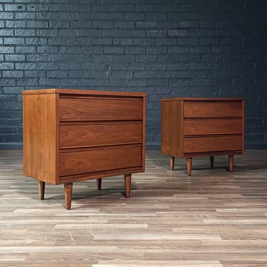 Pair of Mid-Century Modern Walnut Night Stands by Dixie, c.1960’s 