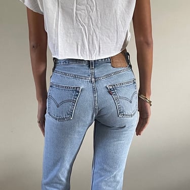 27 Levis 501 jeans / vintage high waisted faded worn in button fly boyfriend Levis 501 jeans made USA | small size 27 