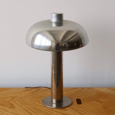 Laurel Table Lamp