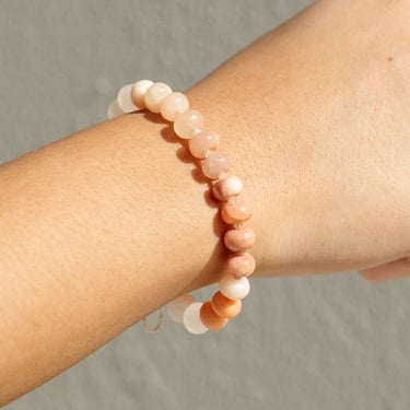 Peach Ombre Gemstone Bracelet - Ho'olaua'e 