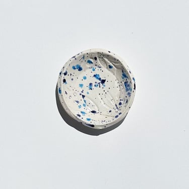 ceramic ring dish. confetti 02. trinket tray. glazed stoneware. 3 inch plate. 