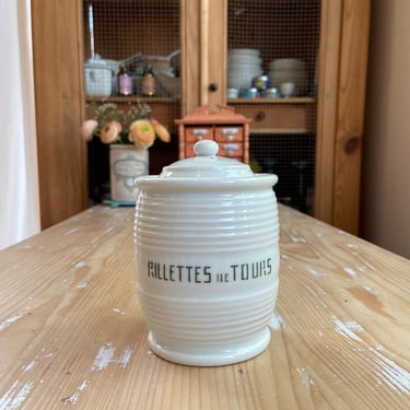 Beautiful vintage French rare find rillettes pot with lid 