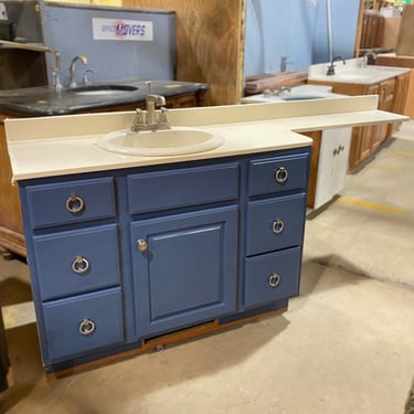 Freestanding Single Blue Vanity with 72&quot; Countertop