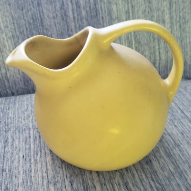 1950s Pfaltzgraff Canary Yellow Ball pitcher Cottagecore Shabby chic Kitchen Antique pottery 