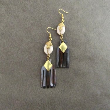 Cowrie shell and bone afro pick earrings 