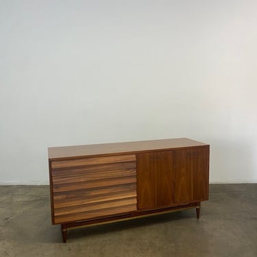 Mid Century Walnut Credenza/ Buffet by American of Martinsville 
